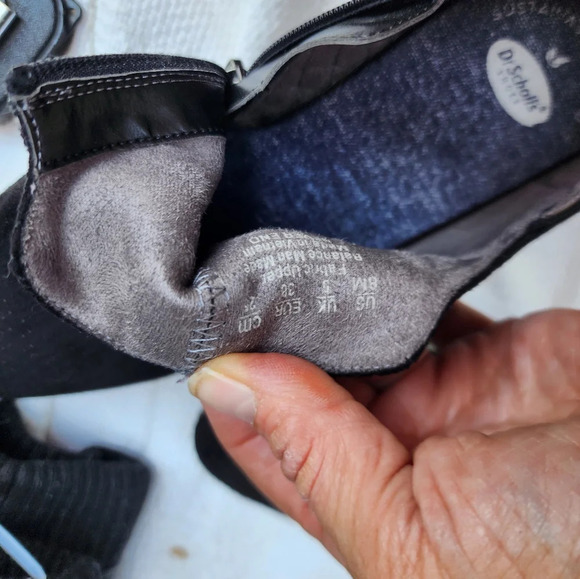 Dr. Scholls Nubuck booties/ shooties 8 - Picture 11 of 12